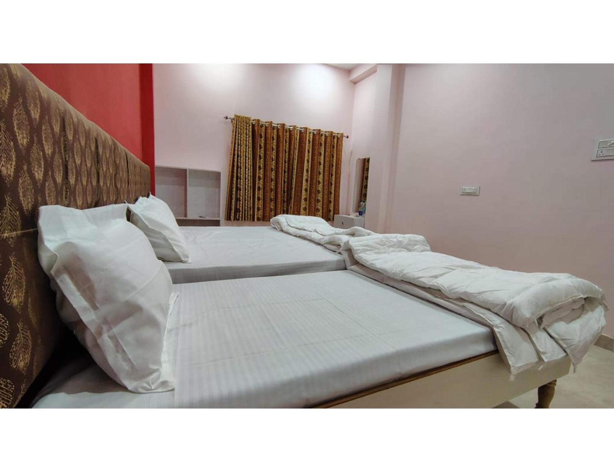 Shree Puram Hotell Varanasi Eksteriør bilde