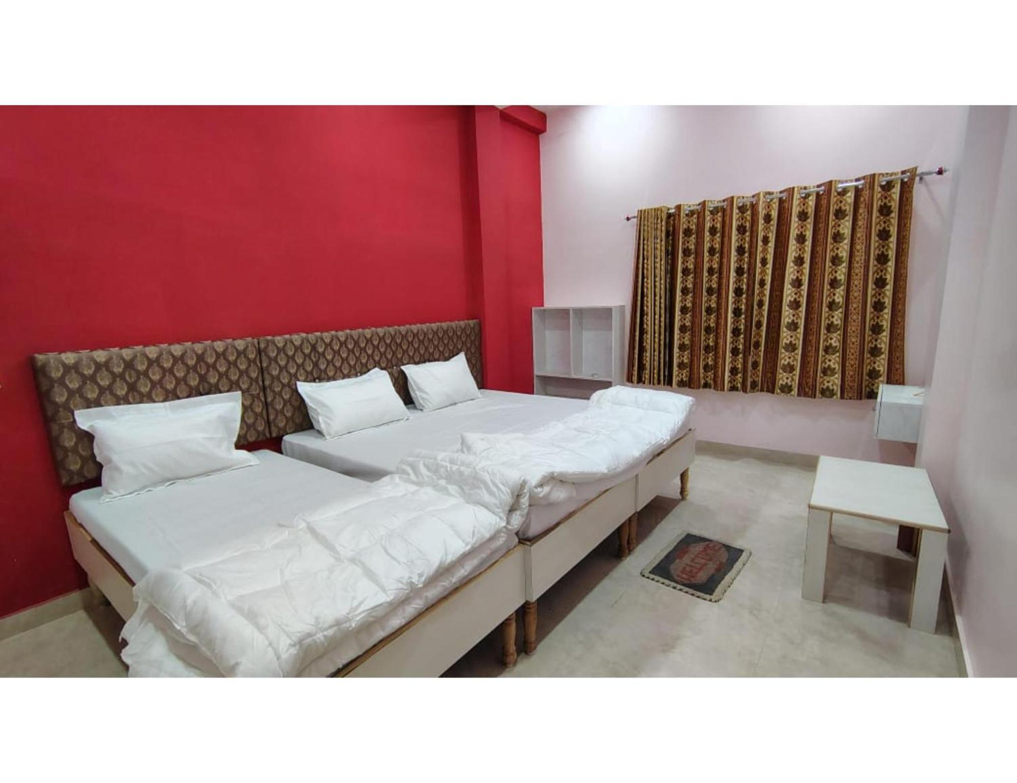 Shree Puram Hotell Varanasi Eksteriør bilde