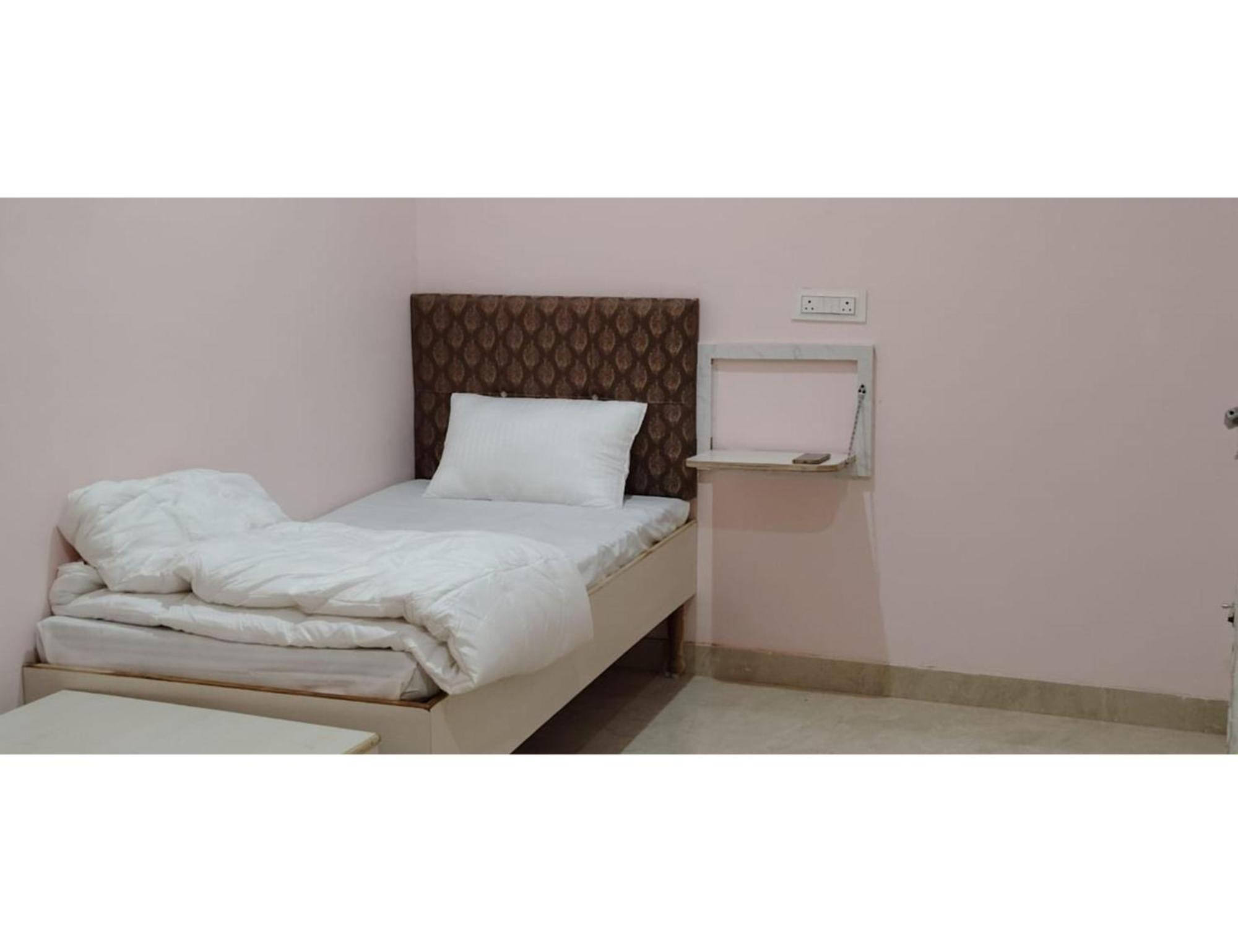 Shree Puram Hotell Varanasi Eksteriør bilde